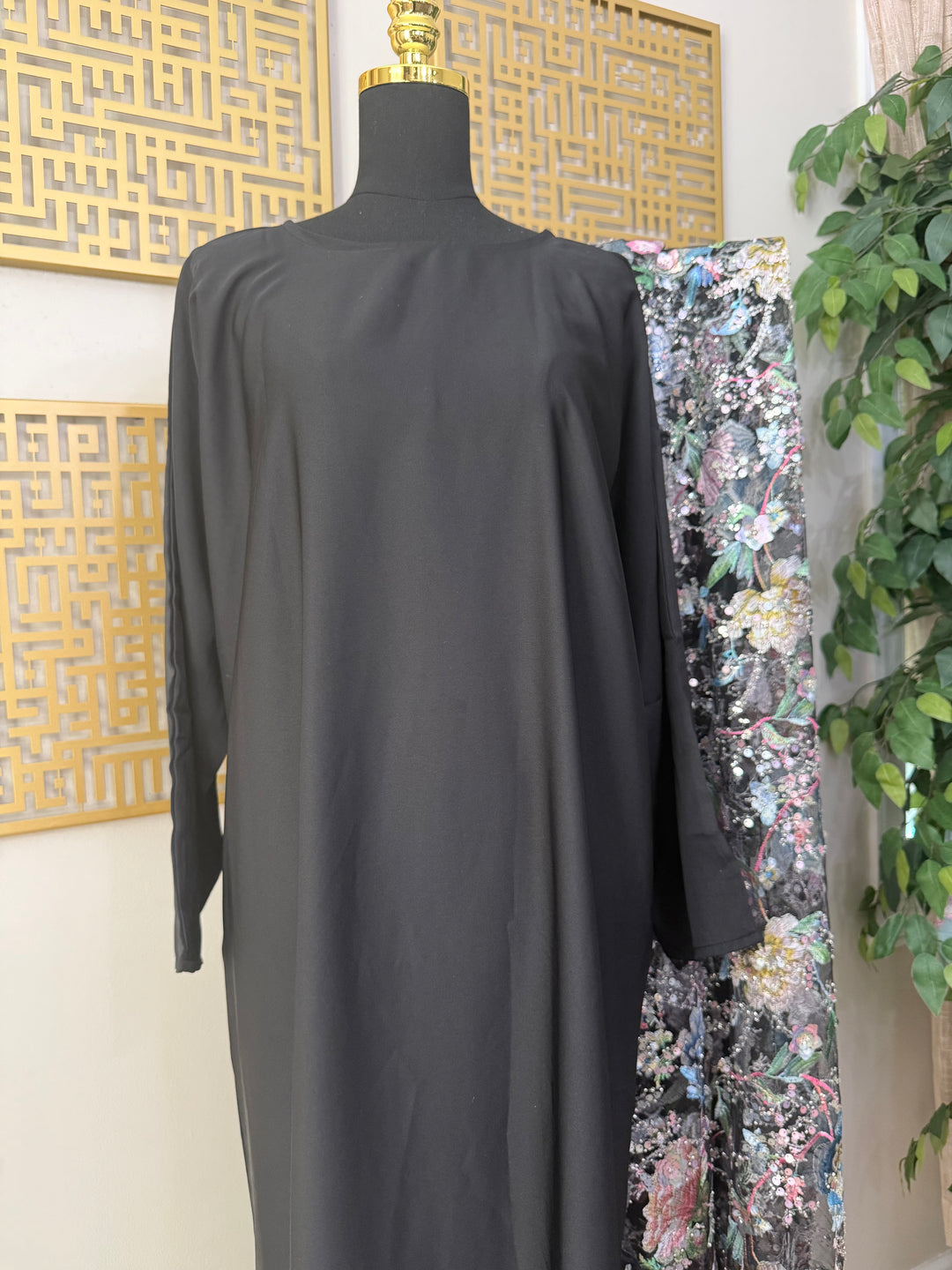 Rose Garden Abaya